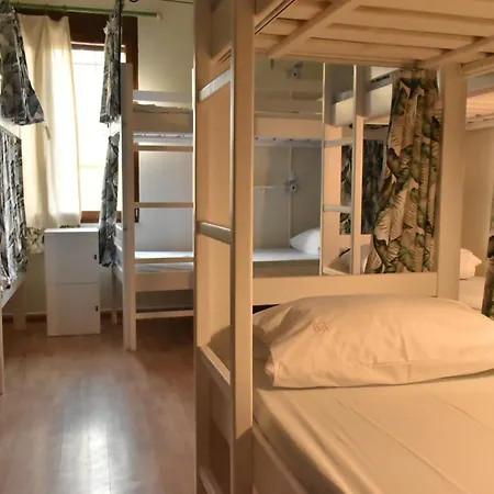 ホステル Trip'n'hostel Pink Bubble *